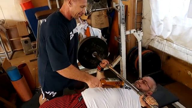 Жим с правильного бруска смотреть онлайн