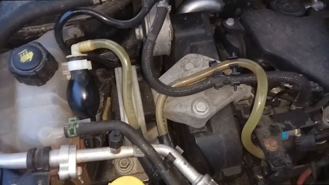 Воздух в топливной Renault Megane III DCI смотреть онлайн