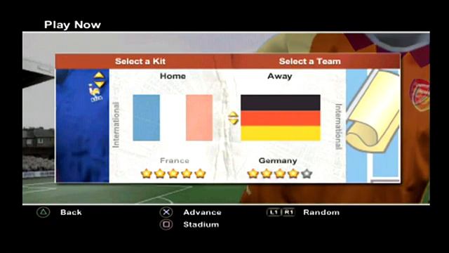 FIFA 2004 -- Gameplay (PS2) смотреть онлайн