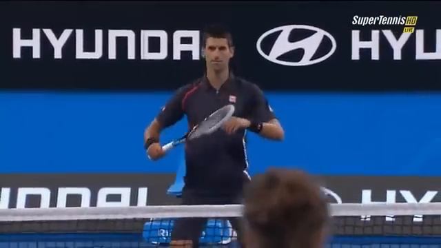 Ana Ivanovic throwing a ball at Novak Djokovic to stop him dancing (Funny) смотреть онлайн