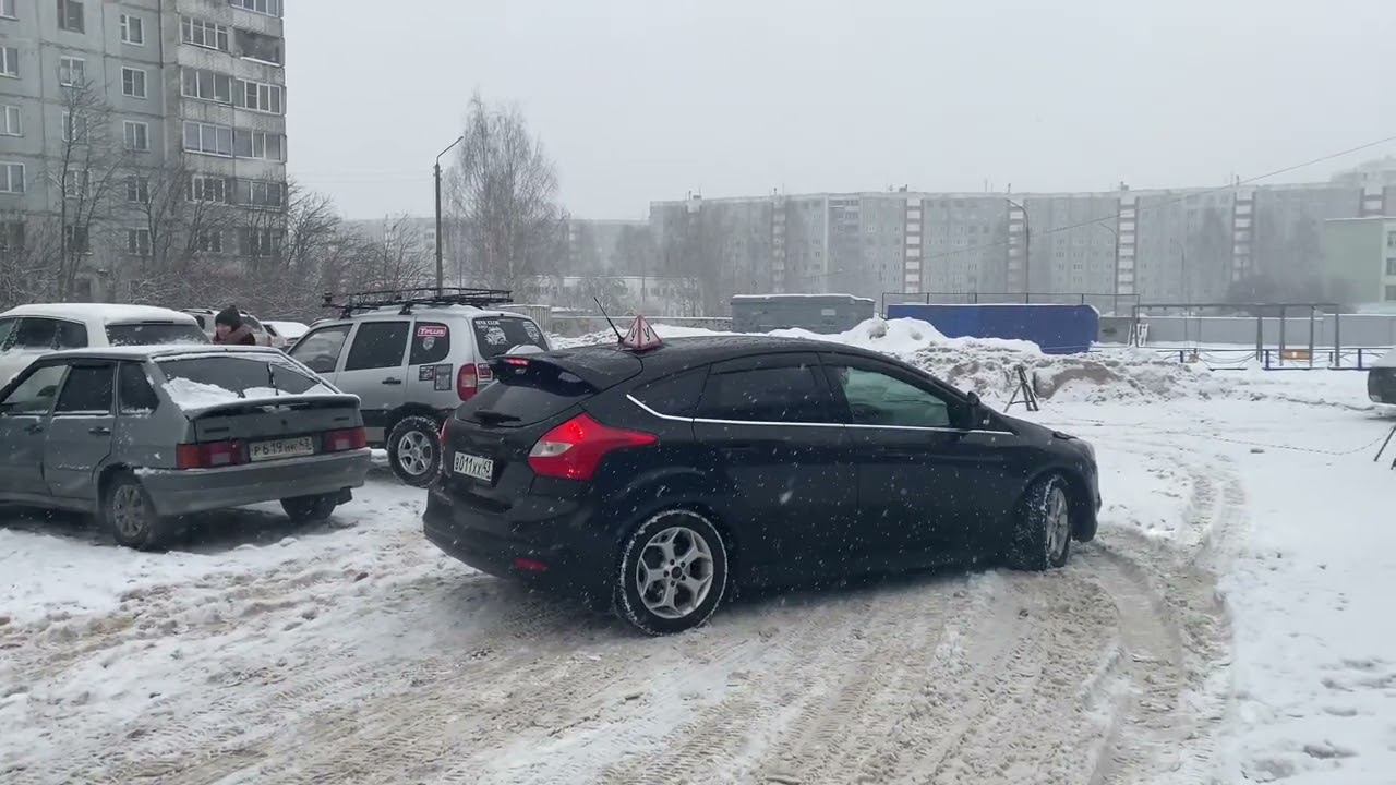 Упражнение "Гараж" в автошколе Драйвер Киров смотреть онлайн