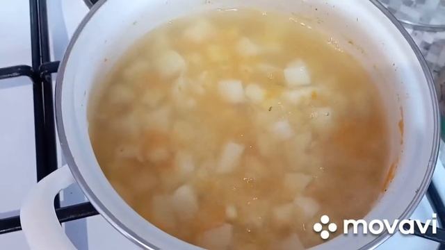 Диетический суп с курицей.