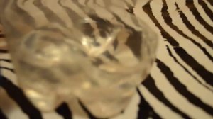 Самодельная поилка для перепелов (из бутылки)