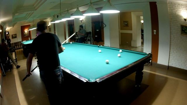Свободная пирамида - партия между Олегом и Исмаилом в русском бильярде смотреть онлайн