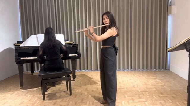 Jacob Gade (1879-1963) Tango Fantasia for Flute and Piano смотреть онлайн