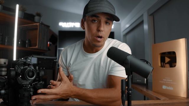 DJI Ronin 4D // The 4th Axis is Here... and it's NUTS! смотреть онлайн