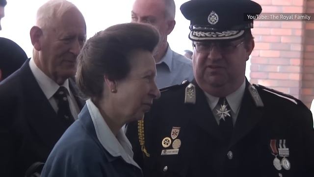 Princess Anne Wins Coveted Title Amid Prince Harry Drama смотреть онлайн