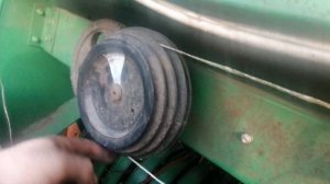 Как заправлять нитку для обвязки рулонов, например ПР145М Унисибмаш. Ответ на комментарий