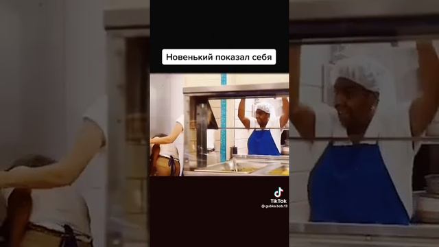 показал кто главный смотреть онлайн