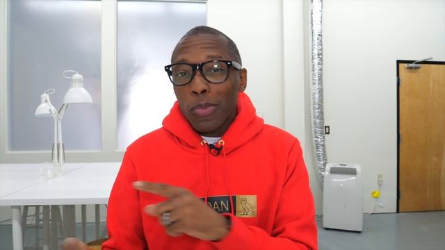 Nike Epic React Flyknit, THE PG2 "HOME", Adidas NMD R1 STLT, and more Sneakers on Heat Check смотреть онлайн