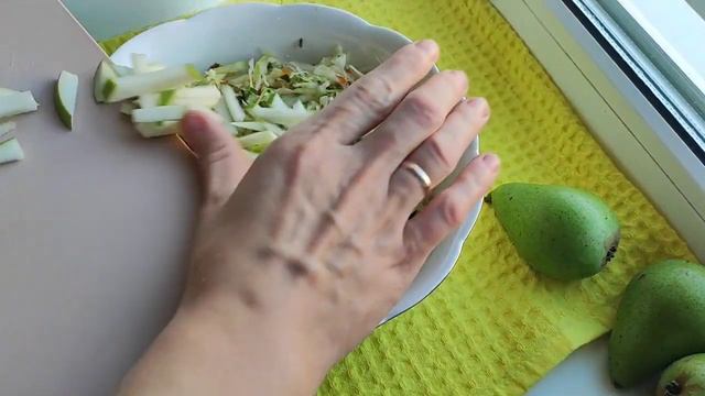 Салат вкусный проще простого! С грушей смотреть онлайн