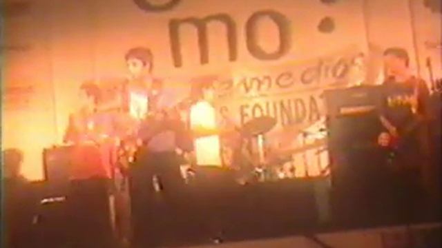 Garapata Blood by Kiko Machine 2001 with Kamikazee смотреть онлайн