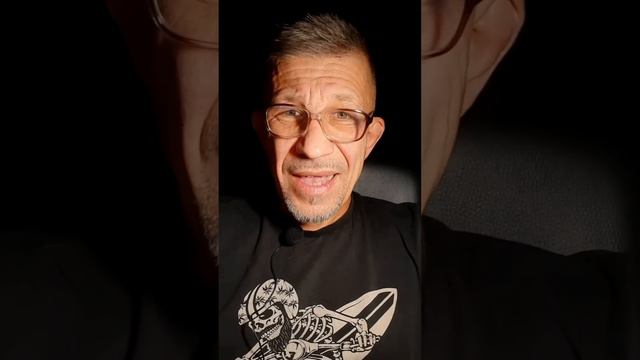 Рассказываю о том чего мужчине точно не надо делать в отношениях с женщиной. смотреть онлайн