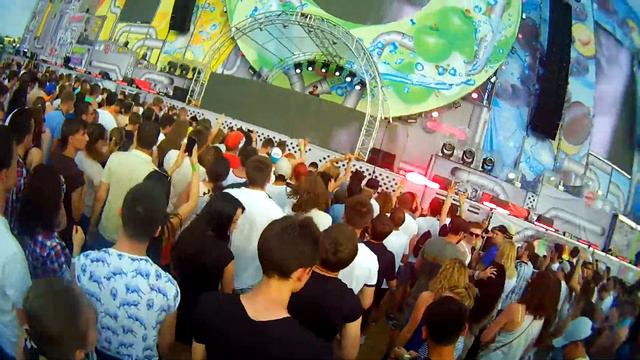Fedde Le Grand vs Eric Prydz - Every Day @FRUIT VIBRATIONS смотреть онлайн