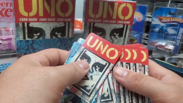 Mattel UNO Card Game Artiste Series смотреть онлайн
