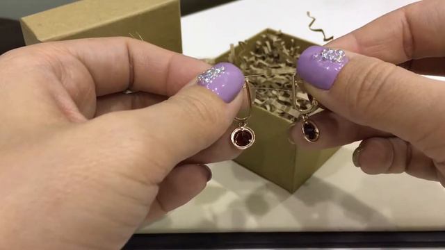 Серьги 1582 из красного золота 585 пробы с гранатами смотреть онлайн