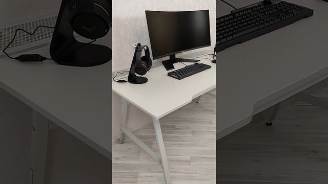 Геймерский стол Asus Rog Utespelare из Ikea смотреть онлайн