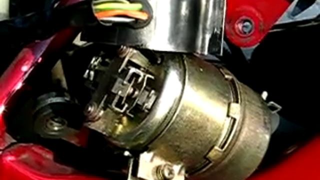 Suzuki RF900 fuel pump operation смотреть онлайн
