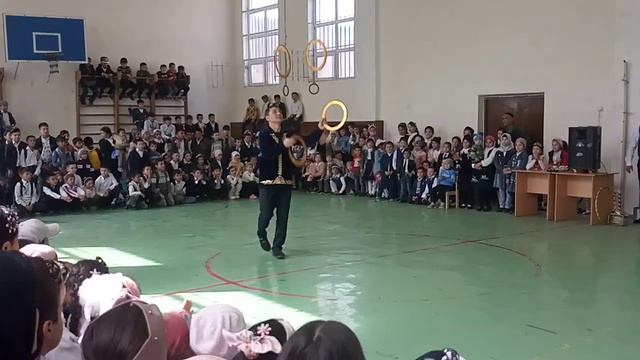 Bolajonlar Uchun Sirk Tomoshalari, Masxaraboz.