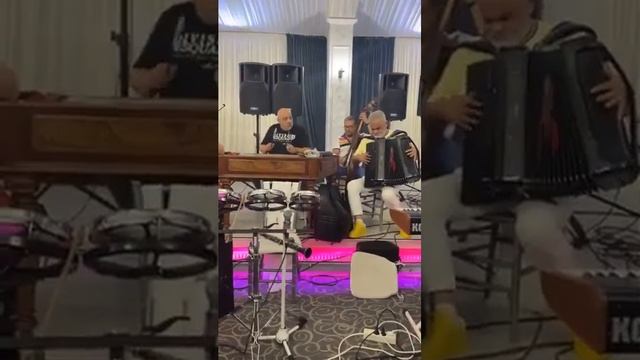 Ionica minune și sile de la cernicà - un program complet unde face show 2023 ȘEFII MUZICII DIN RO