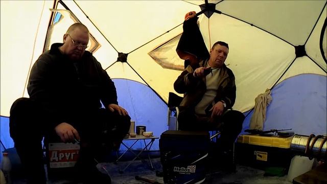 Троицкий залив , классная рыбалка с подписчиком. смотреть онлайн