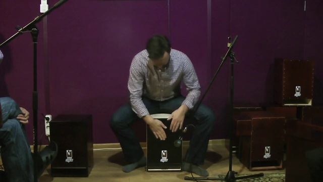 Кахон - пример игры на различных кахонах (live cajon) смотреть онлайн
