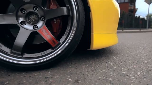 Mitsubishi Lancer Evolution 9 Music Video