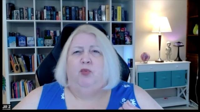 Milestone Alert! I've Completed 200 Free Readings on the Biddy Tarot Community + Site Review смотреть онлайн