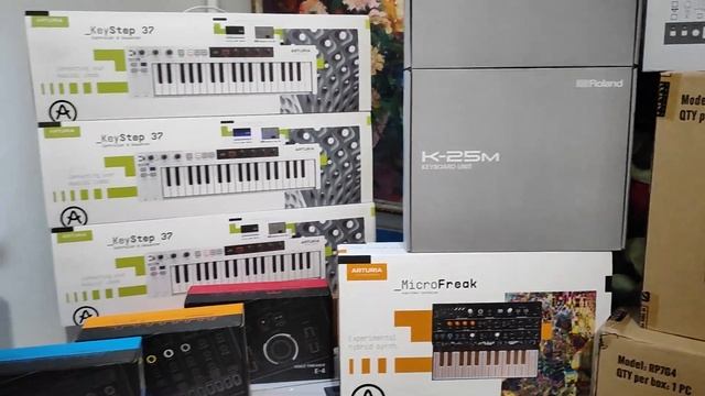 Arturia KeyStep Pro 37 - Всё у меня НОВОЕ и в НАЛИЧИИ смотреть онлайн