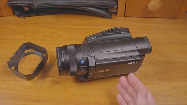 Sony AX700 Camcorder: Versatile, Excellent Video Camera смотреть онлайн