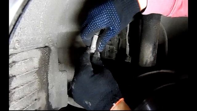 Замена датчика АБС BMW е39 #3 смотреть онлайн
