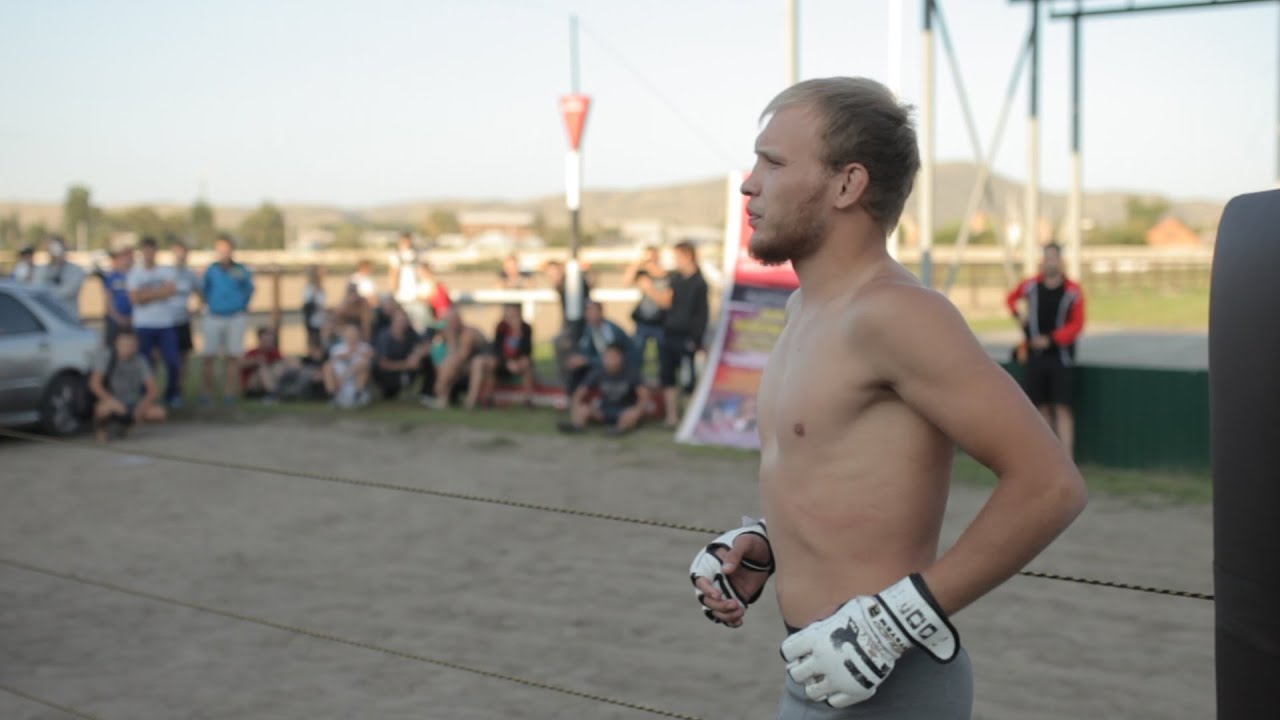 Боец в колготках против Хакасского бандита! смотреть онлайн