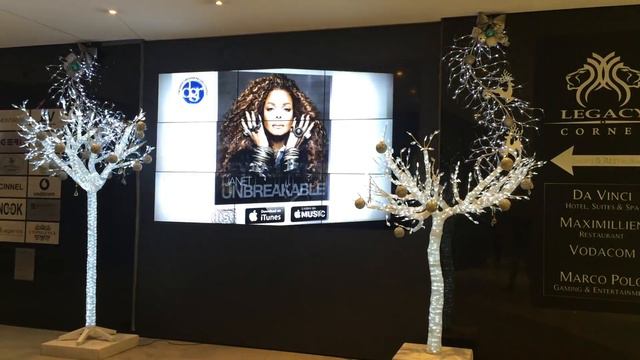 Janet Jackson - Unbreakable (Sandton Billboard) смотреть онлайн