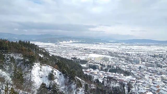 Смотровая вышка в Разлог с видом на Банско Болгария/ Observation tower in Razlog overlooking Bansko смотреть онлайн