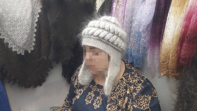 ШАПКИ ВЯЗАНЫЕ С ВЫСТАВКИ смотреть онлайн