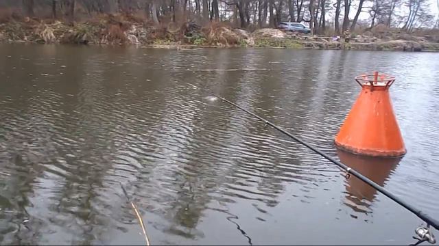 Рыбалка зимой по открытой воде смотреть онлайн