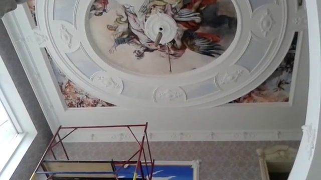 Фигурный потолок в классическом стиле смотреть онлайн