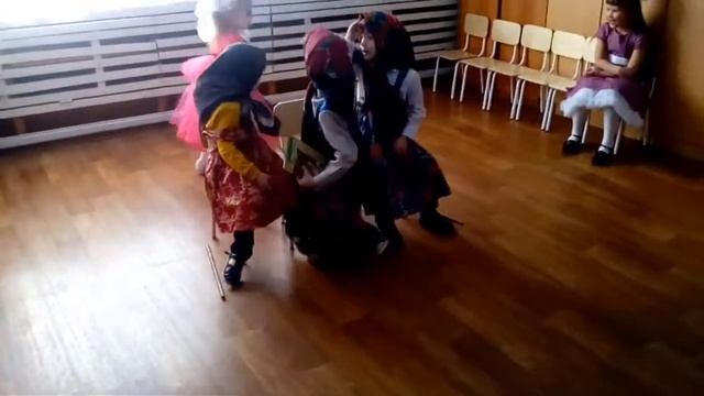 Юмористичный номер из д/с Колокольчик смотреть онлайн