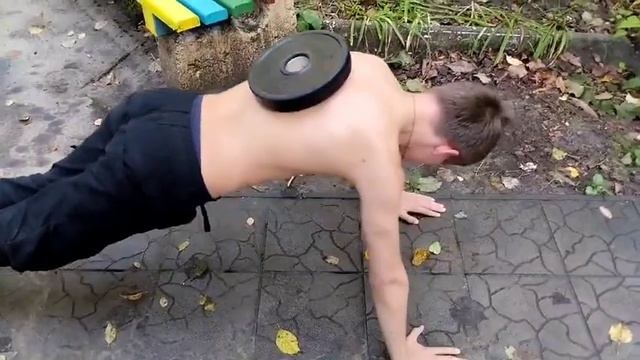 Комплекс | Отжимания, Подтягивания, Брусья | с весом смотреть онлайн