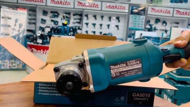 Makita GA5010 Angle Grinder 125mm (5") 1050W. смотреть онлайн
