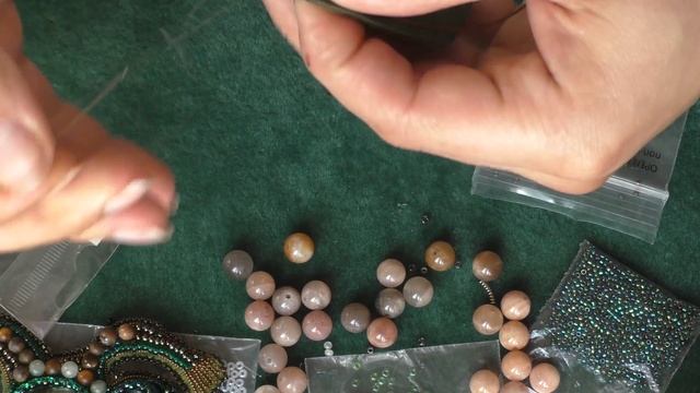 Простая брошь с металлическими элементами Beebeecraft. Мастер класс смотреть онлайн