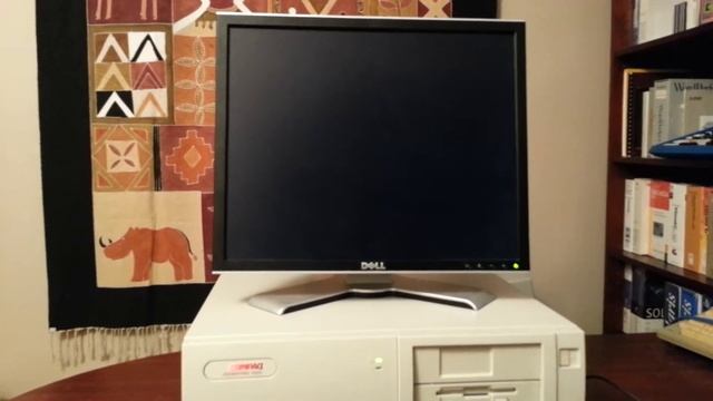 Booting - Compaq Deskpro 590 with Windows 95 смотреть онлайн