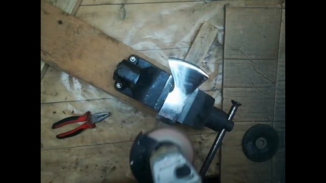 Restoration of old axe смотреть онлайн