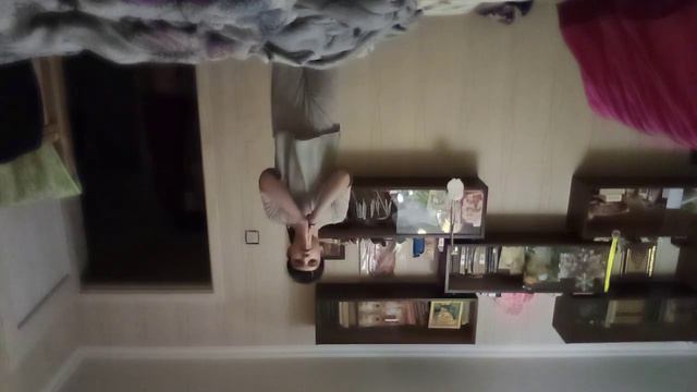 Видео вверх ногами танцую смотреть онлайн