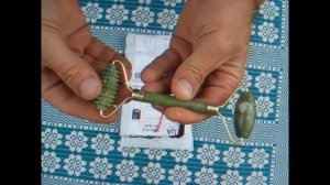 Нефритовый массажный ролик из Китая // Portable Double Jade Roller