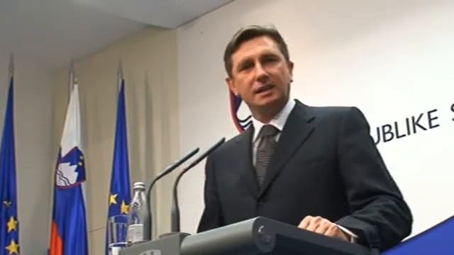 (www.vest.si) Borut Pahor o znižanju plače смотреть онлайн