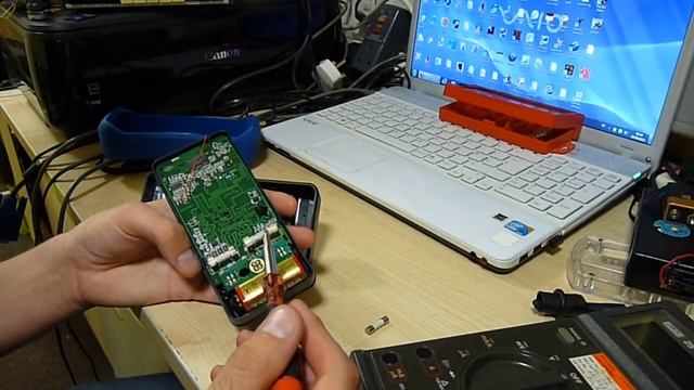 Fluke 25 Multimeter Overview смотреть онлайн