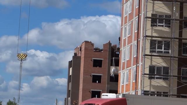 Жилой комплекс Ломоносов в Рязани район Канищево улица Семчинская видео смотреть онлайн