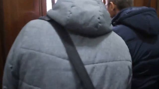 Дмитрий Кудинов и Антон Гетманенко сошлись в клинче в коридоре ОПы смотреть онлайн