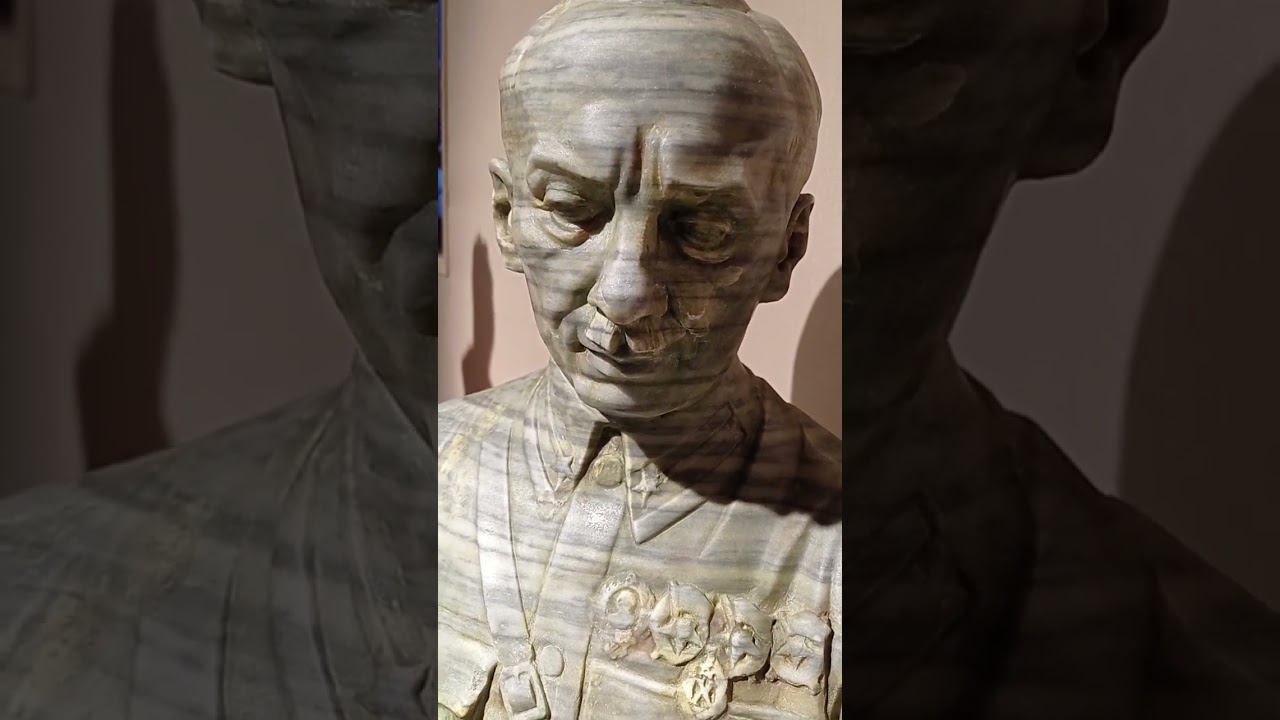 ЛИЦА. ЯГОДА. БЕЛОМОРКАНАЛ. Скульптура. Манеж. Санкт-Петербург. смотреть онлайн